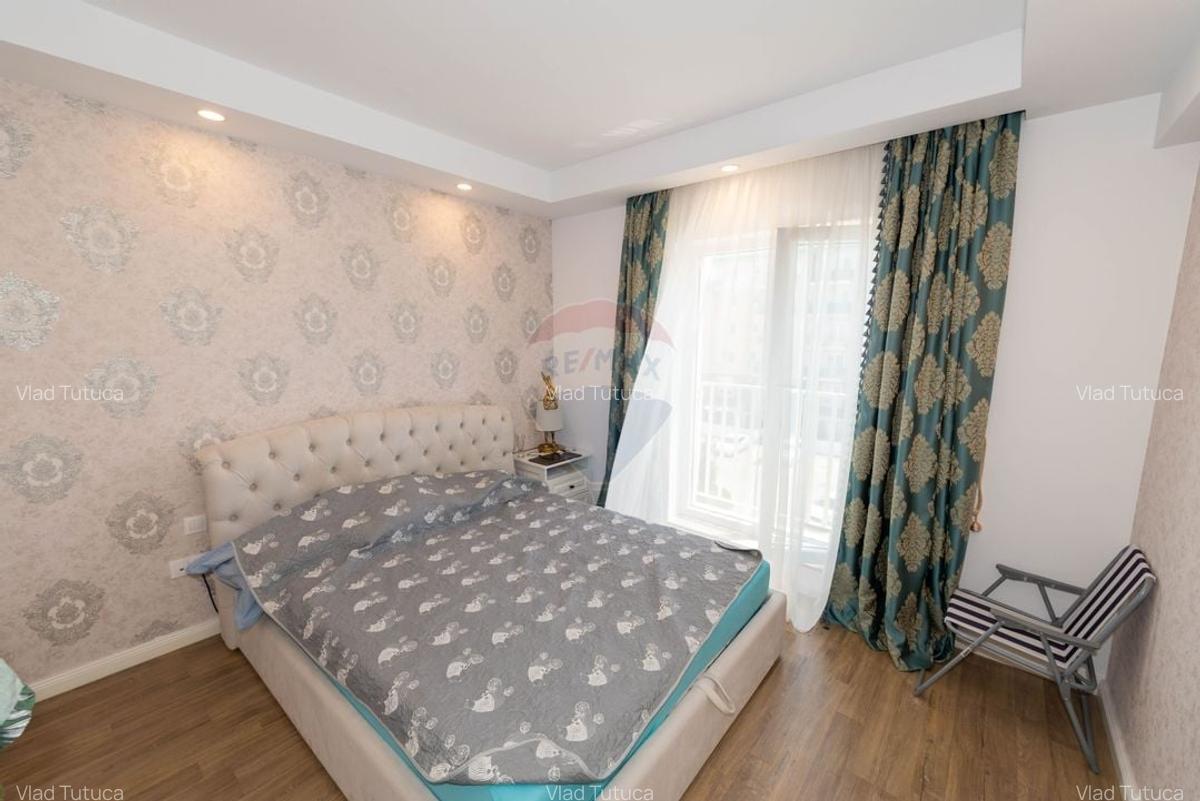 Vanzare apartament cu 3 camere mobilat si utilat ansamblu Cosmopolis - 2