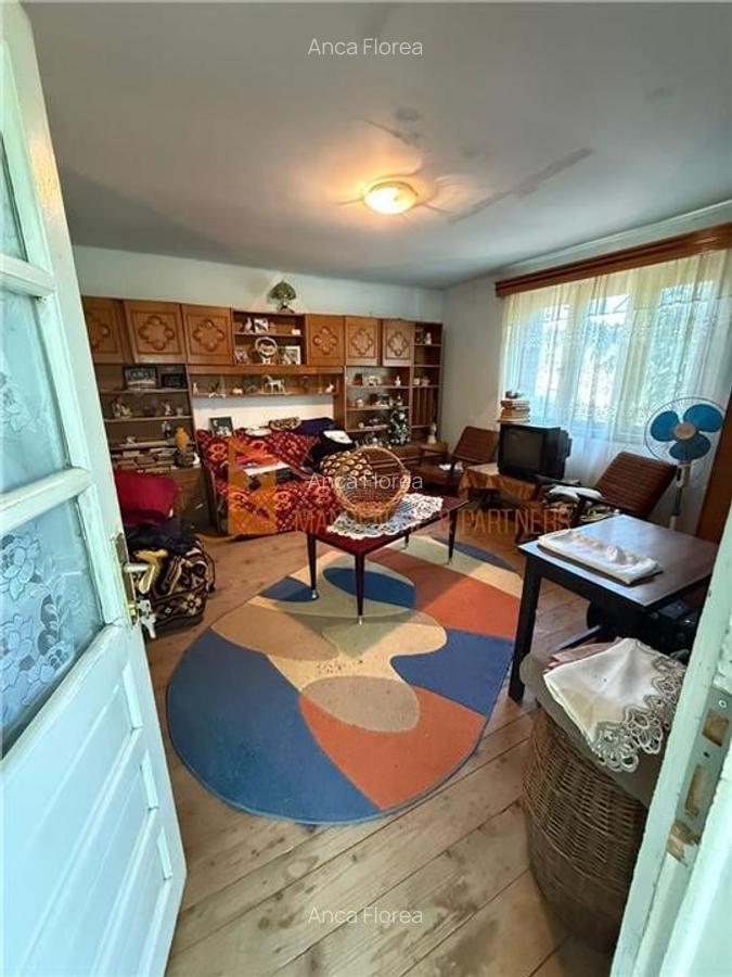 Casa tip parter 3 camere decomandata zona Zoresti - 1