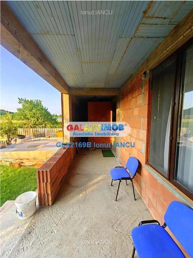 Ocazie! Vila spatioasa la rosu, langa padurea Odoreanu - doar 160.000E - 11