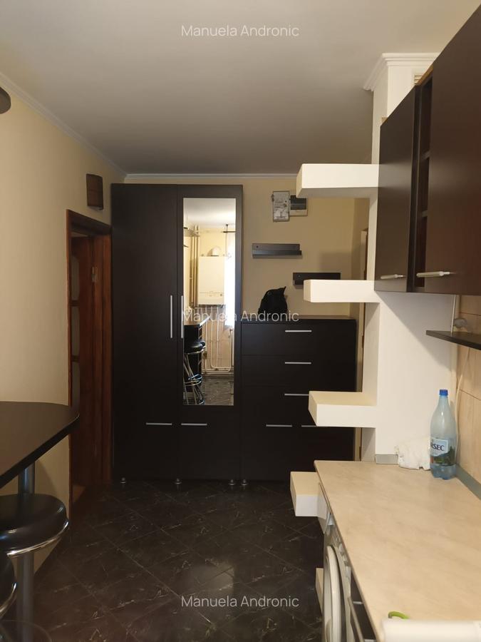Doua camere,etaj 1 Pacurari-Alpha Bank,liber - 7