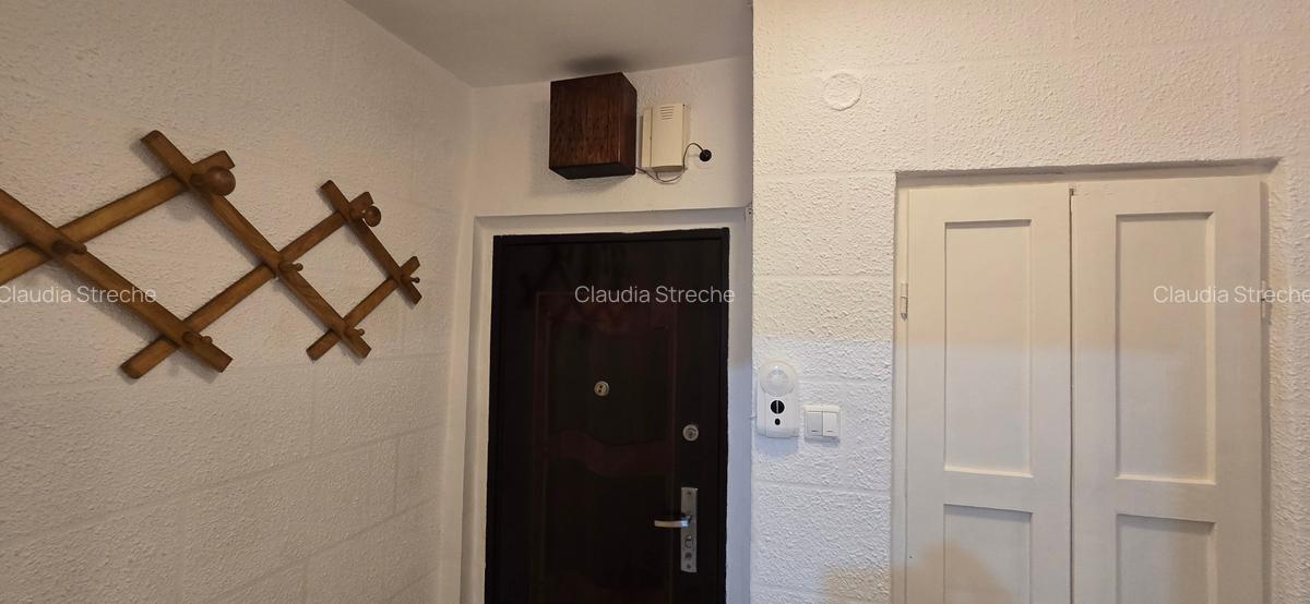 Spitalul Judetean, apartament 2 camere, parter,centrala gaz,parcare, termen lung - 5