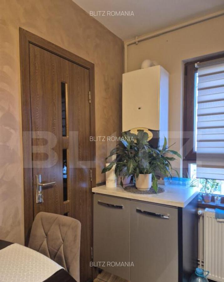 Apartament spa?ios cu 4 camere si parcare in 7 Noiembrie - 13