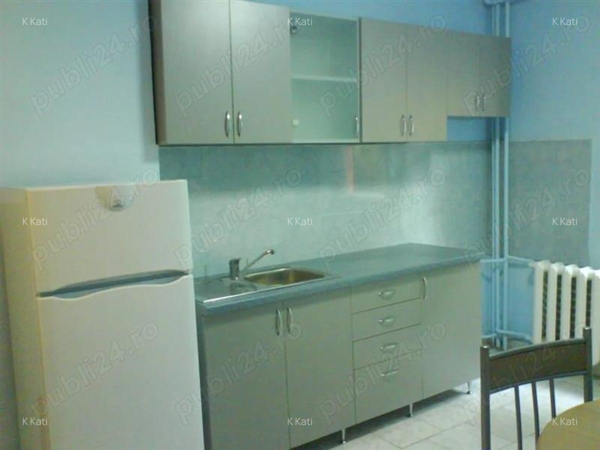 Apartament cu 2 camere semidecomandat în Complex Studențesc - 2