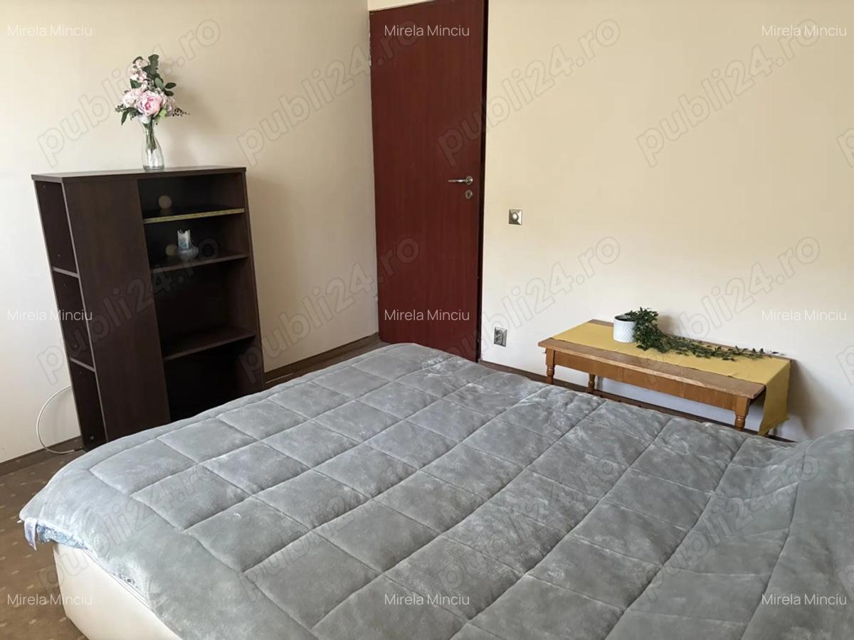 Inchiriere apartament 3 camere, 2 bai, 3 paturi duble Zona Metrou Valea Ialomitei - 6 Inchiriere apartament 3 camere, 2 bai, 3 paturi duble Zona Metrou Valea Ialomitei - 6
