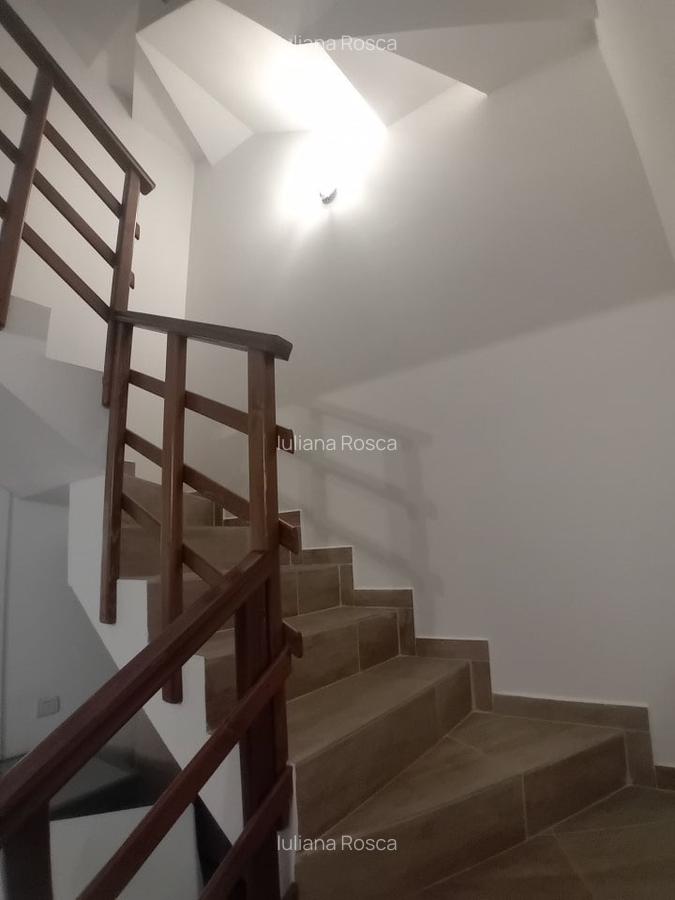 Casă cu 4 camere în Valea Adâncă - 9