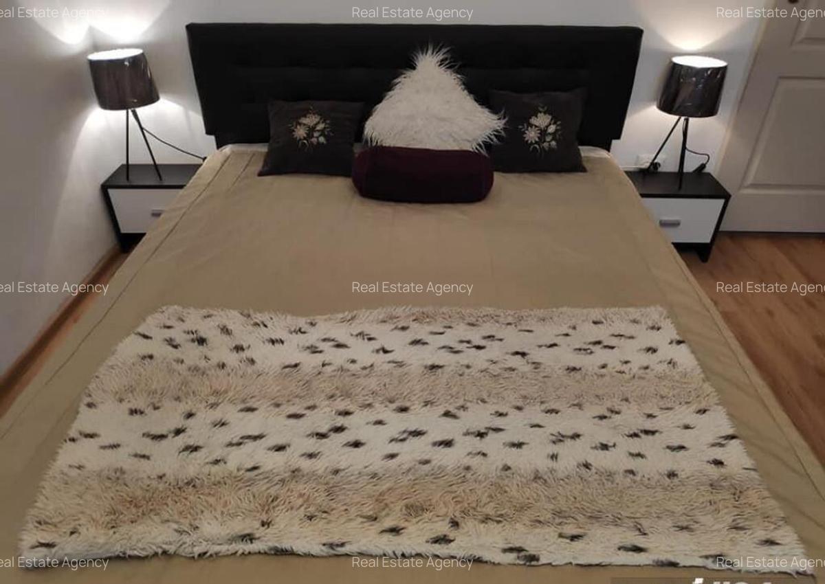 1 camera in zona Garii - 3