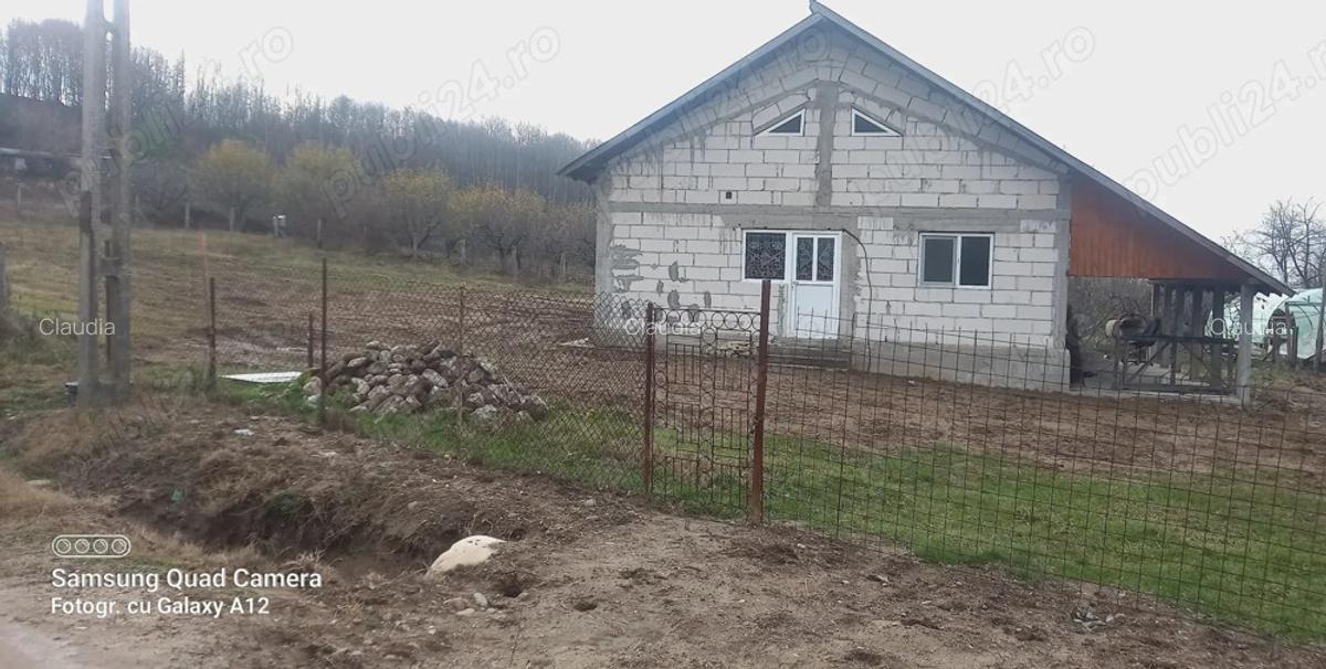 Casa semifinisata de vanzare - 1