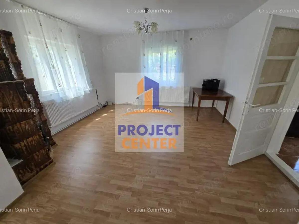 Casa si teren 2561 mp, Babana, stradal, renovata - 4