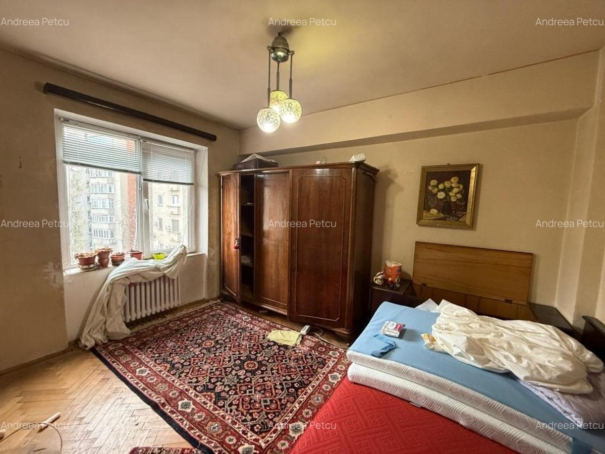 Apartament vanzare  2 camere pentru renovare - Nicolae Balcescu - 2