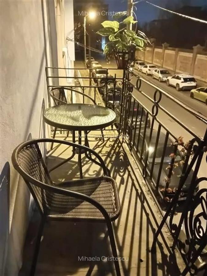Apartament cu 3 camere circular în 13 Septembrie - 1