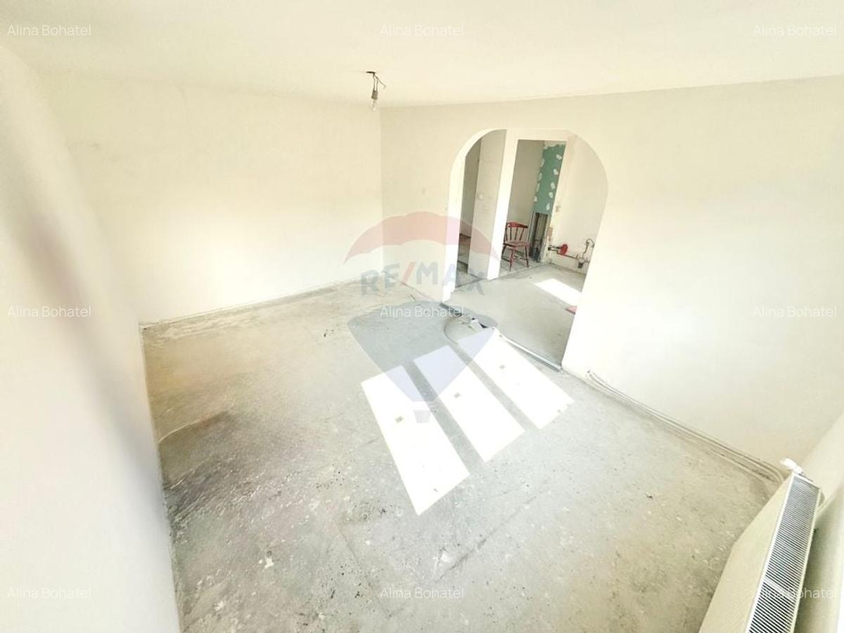De vanzare apartament cu 3 camere la pret de doua camere!! - 1