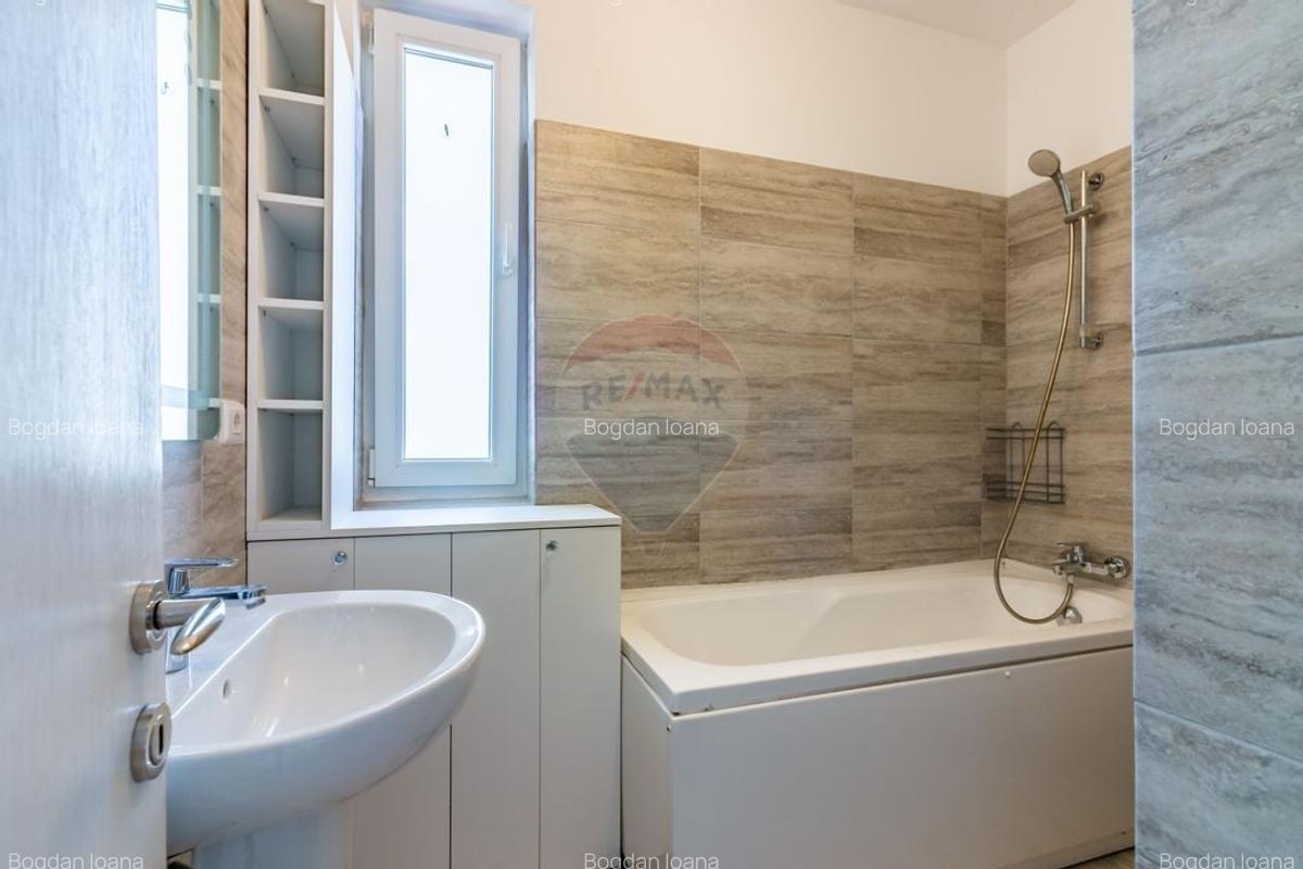 De vanzare Casa / Vila cu 4 camere de vanzare in Tunari - 7