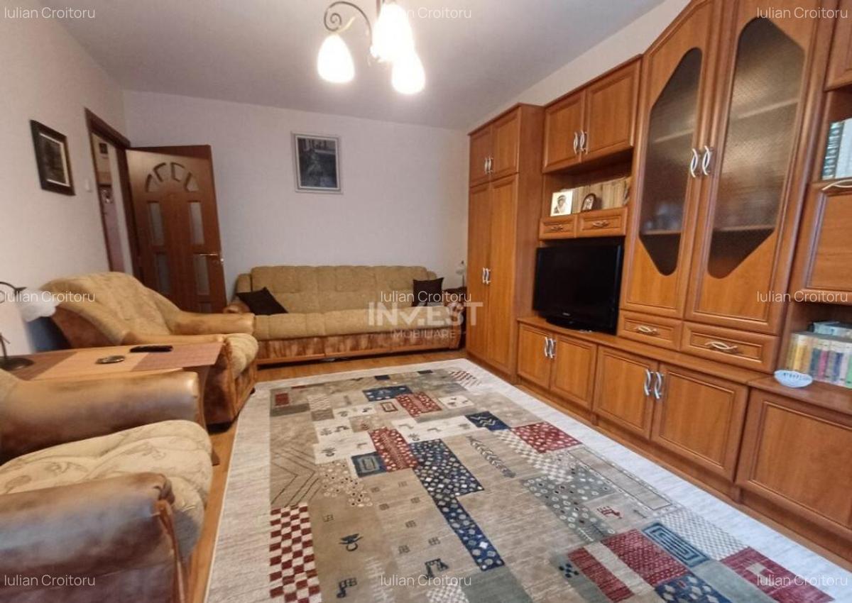 Apartament 2 camere, decomandat, Nicolina, etaj intermediar - 2