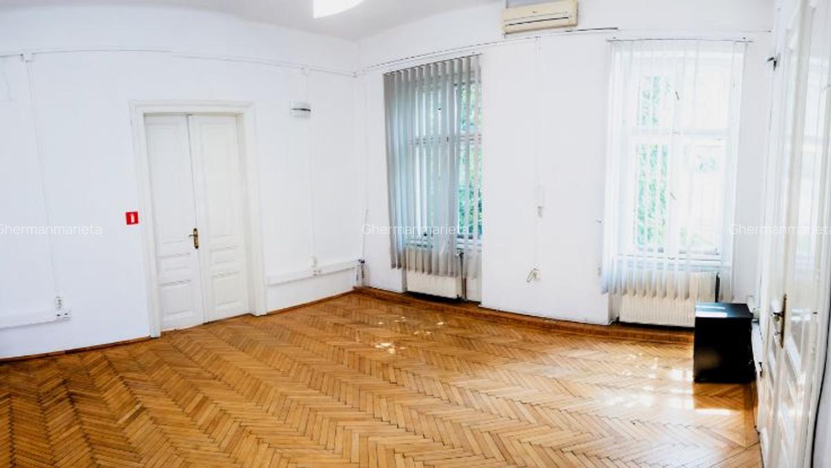 Spațiu birou atractiv - 5