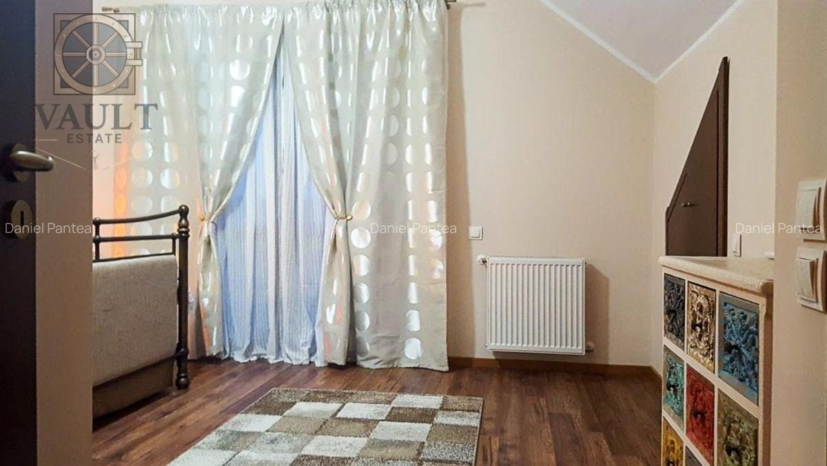 COD E4792 -  CASA 4 CAMERE - PARADISUL VERDE - APROAPE DE LAC - 4