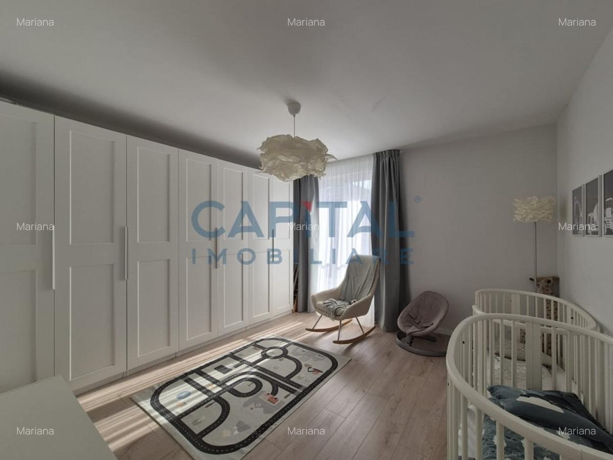 Casa superba la cheie, panouri fotovoltaice, central Dezmir - 7