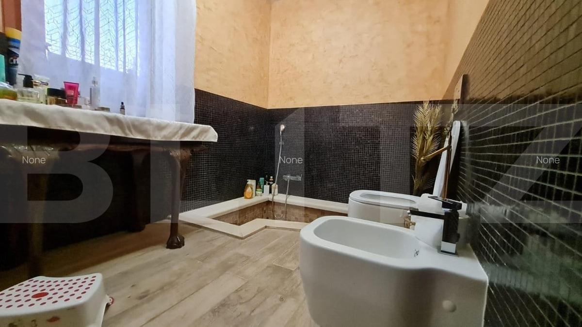 Vanzare Casa / Vila - 1