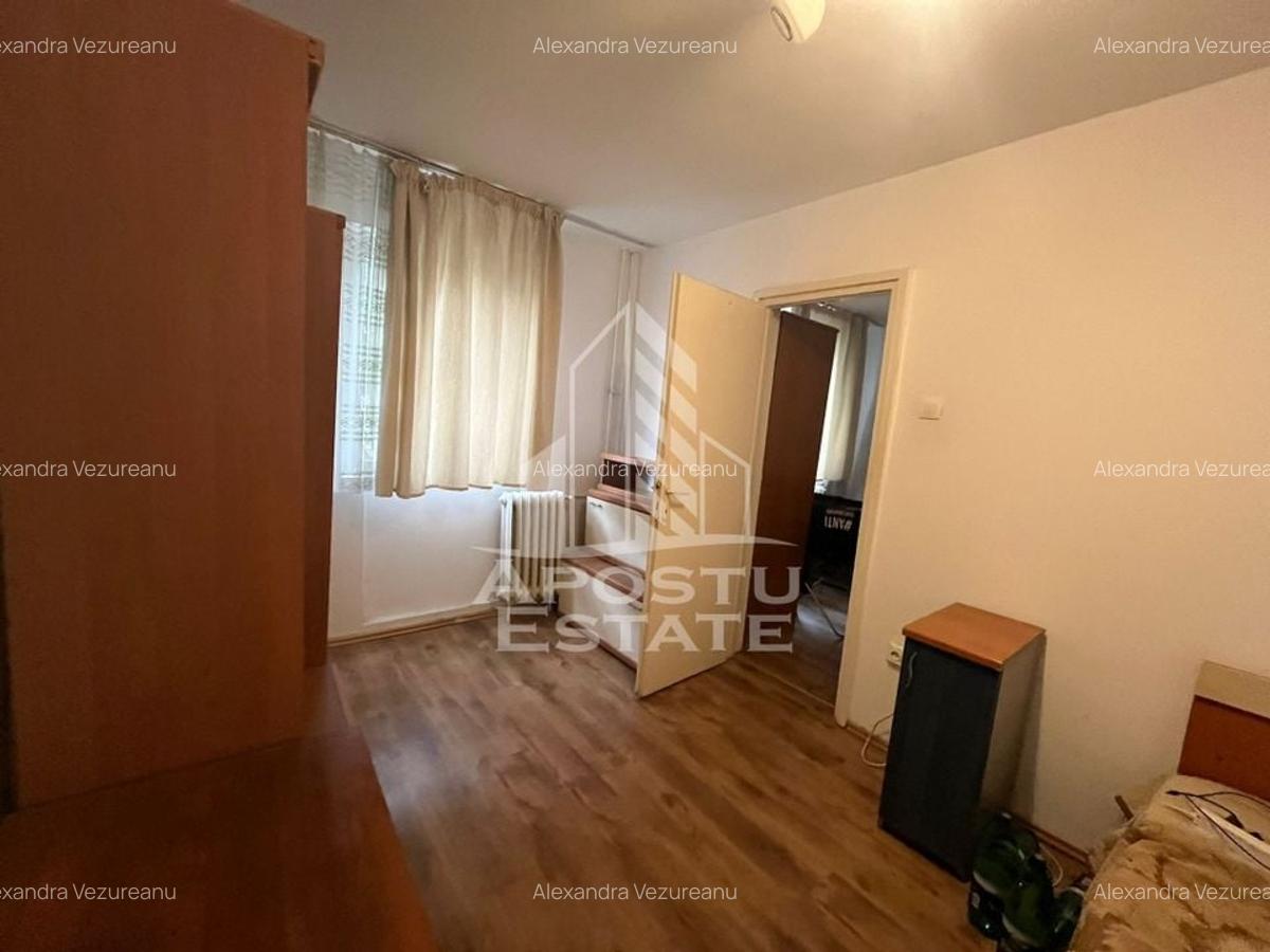 Apartament cu 2 camere, semidecomandat, etajul 2, zona Sagului - 6