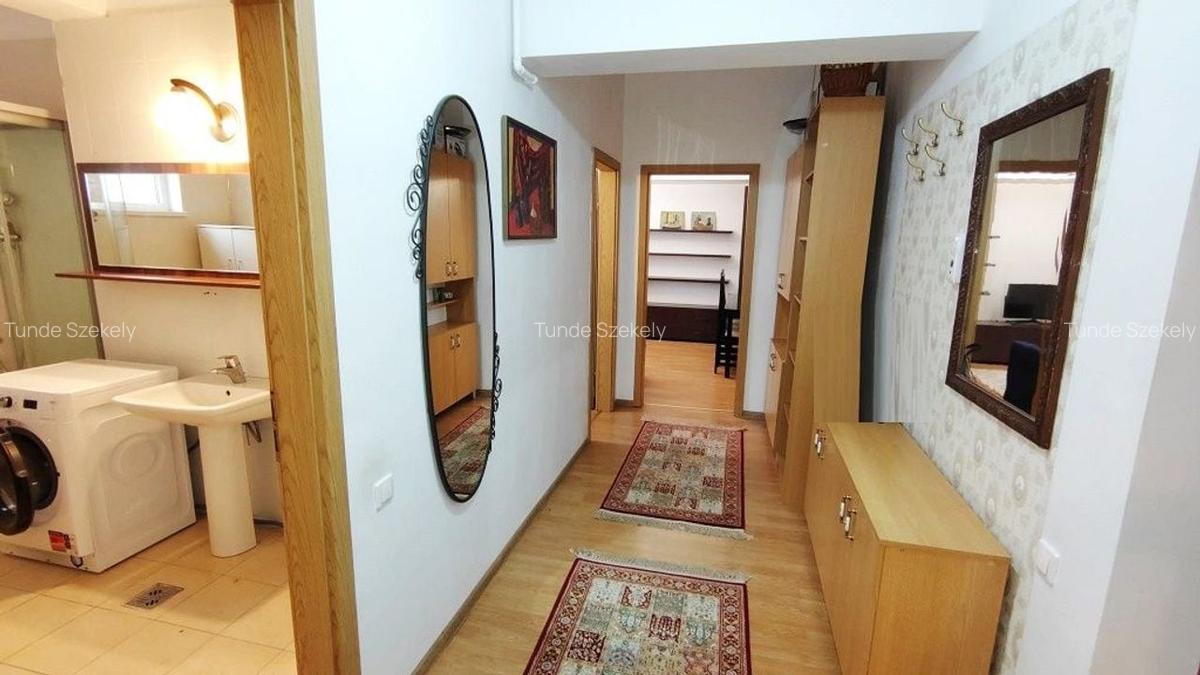 Apartament 2 camere, 56 mp, etaj 1/4,  garaj, zona centrala - 5 Apartament 2 camere, 56 mp, etaj 1/4,  garaj, zona centrala - 5
