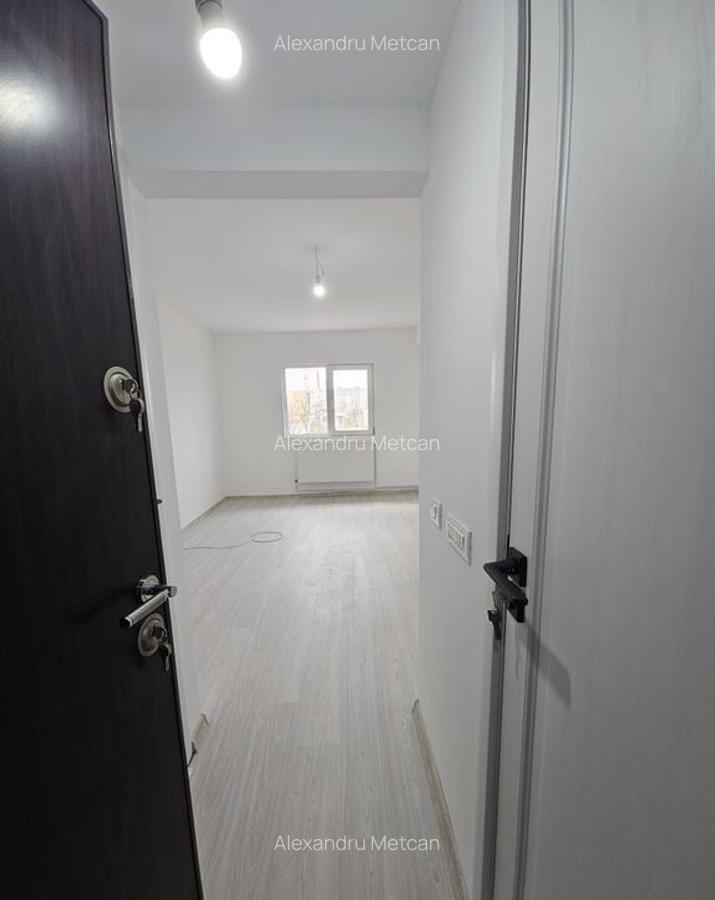 Garsoniera renovata Metrou 1 Decembrie la cheie Sector 3 ... - 3