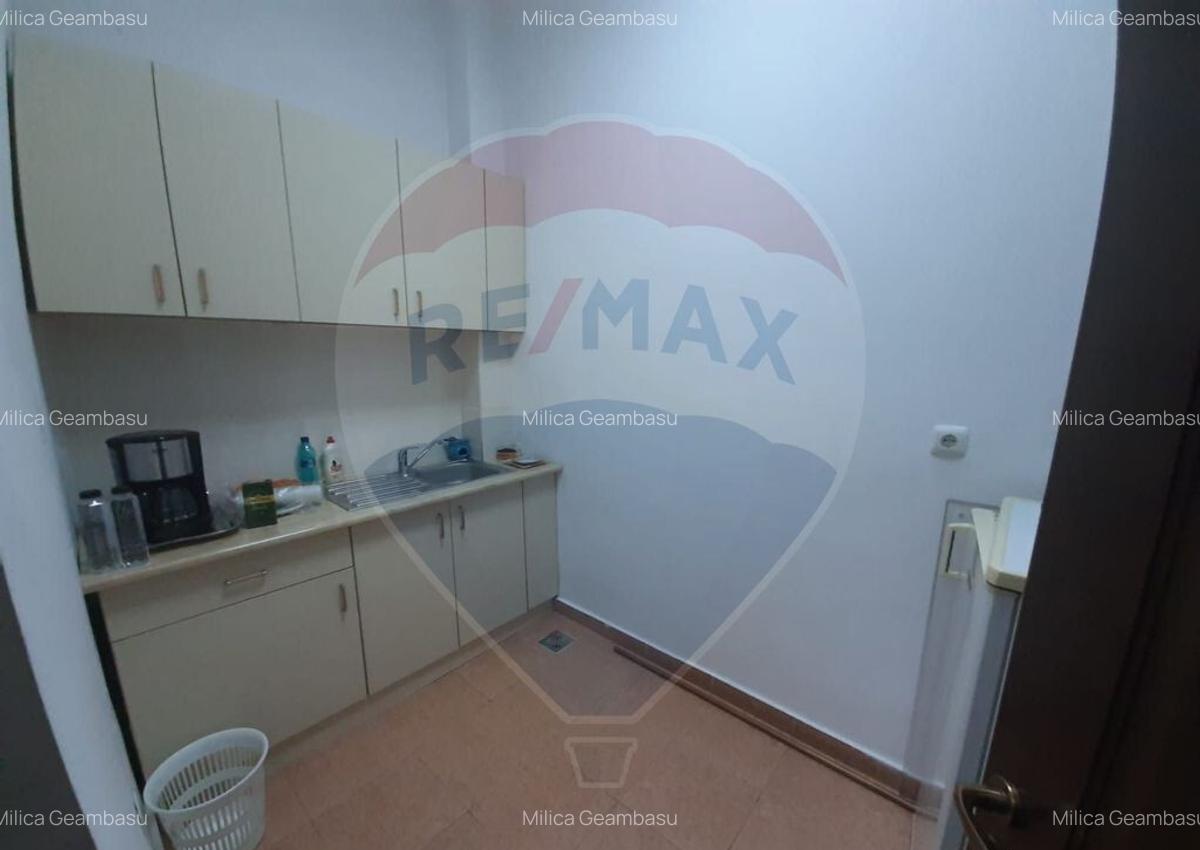 Spa?iu comercial 210mp de inchiriat in zona Ultracentral - 10 Spa?iu comercial 210mp de inchiriat in zona Ultracentral - 10