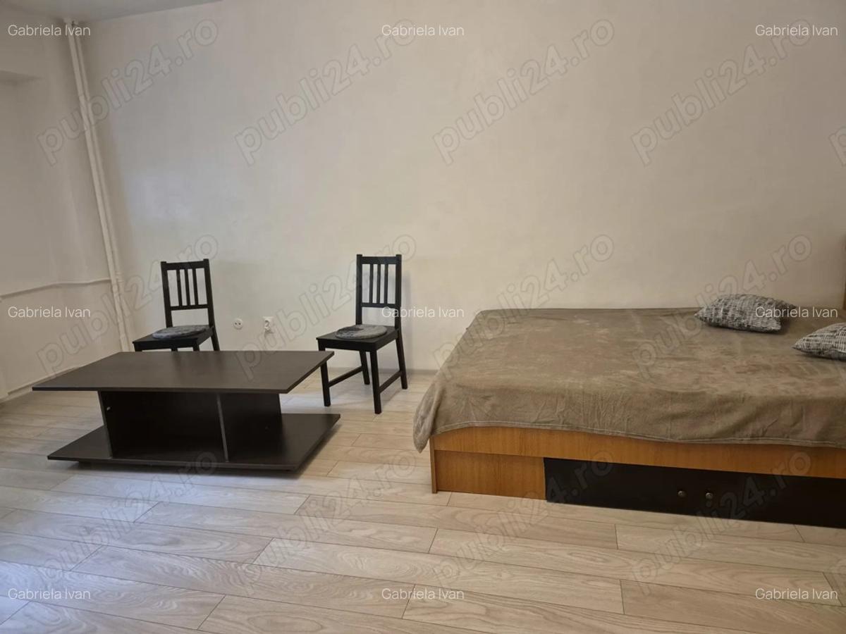 Garsoniera DecebalOfer spre inchiriere garsoniera in spatele Muzeului Copiilor de pe Decebal P 8, 40 - 4