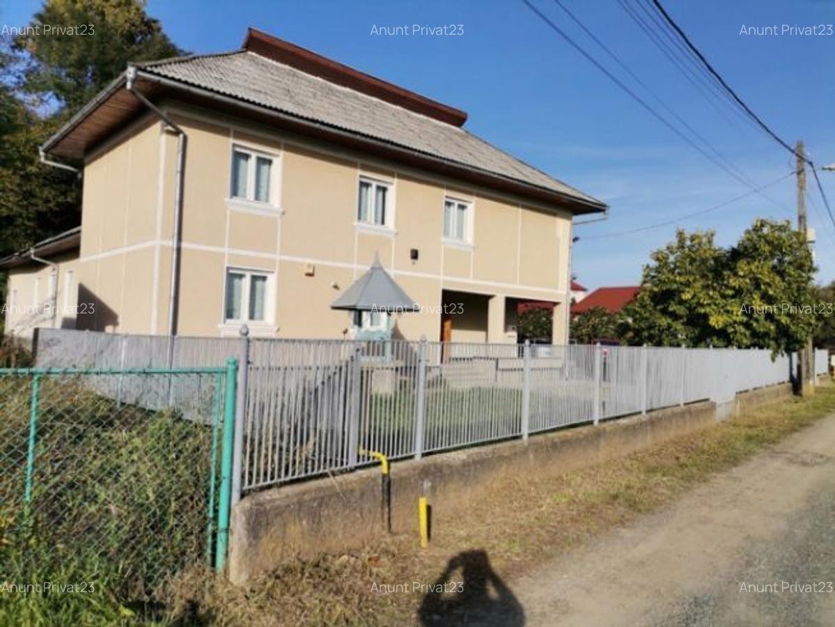 Vând casă P+1 446mp în Ocoliș, Maramureș, teren 1000mp - 2