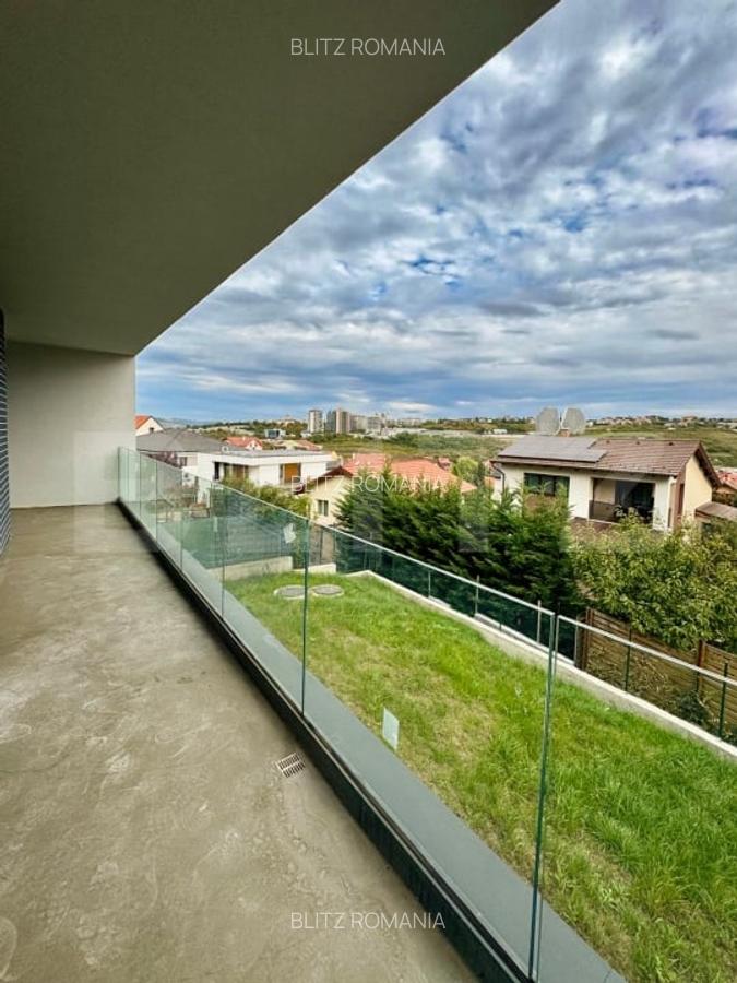 Casa semifinisata cu curte de 357 mp, 159,2 mp utili si priveliste superba - 2 Casa semifinisata cu curte de 357 mp, 159,2 mp utili si priveliste superba - 2