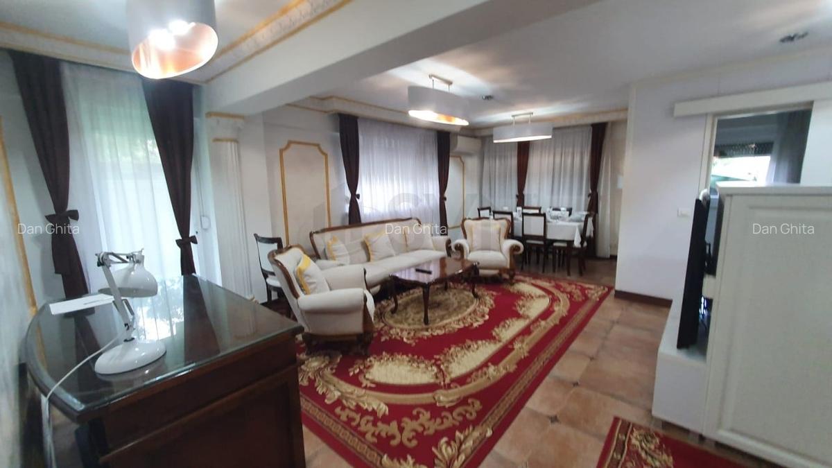 Apartament cu 4 camere decomandat în Băneasa - 1