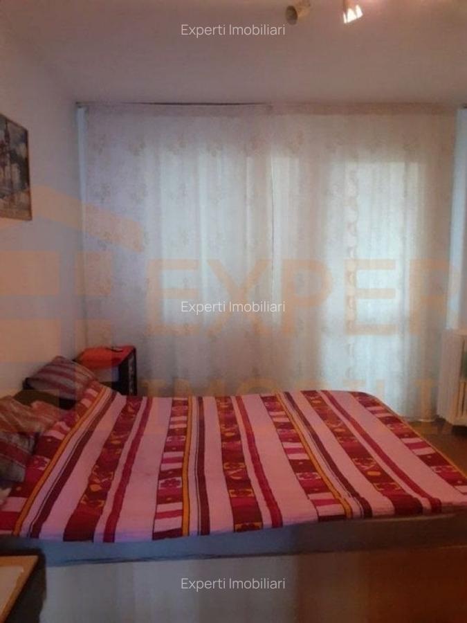 Apartament situat in zona GARA vis-a-vis de parc - 4