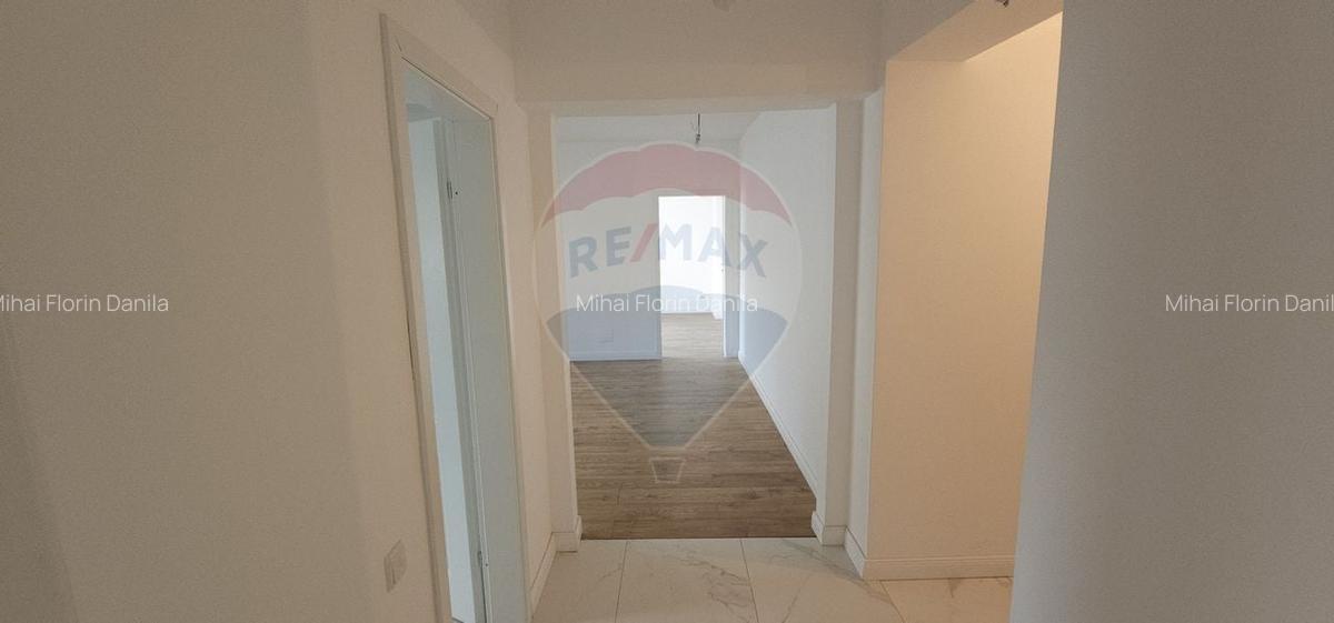 Apartament cu 3 camere de vanzare in zona Andronache - 8