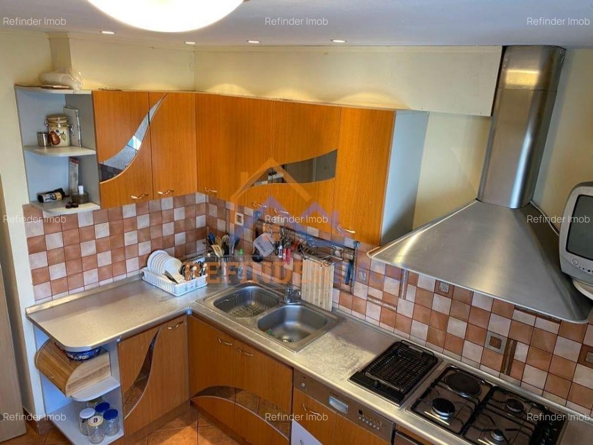 Apartament cu 3 camere decomandat, mobilat în Sebastian - 3