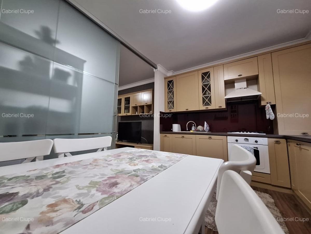 Aaprtament cu 3 camere, 65 mp, balcon, zona Stadionului - 4