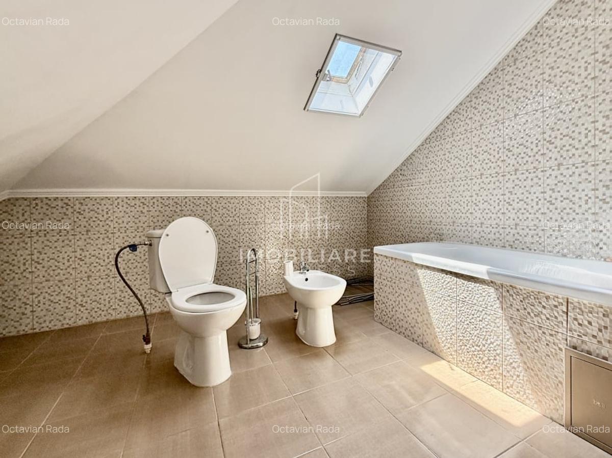 Casa 150 mp in  centru - piata Mihai Viteazul - 11