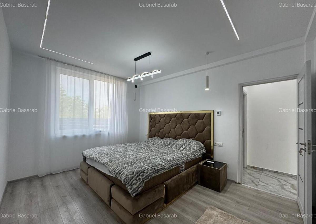 B-dul 1 Mai - Individuala - 375 mp Teren - Mobilata si Utilata - 5