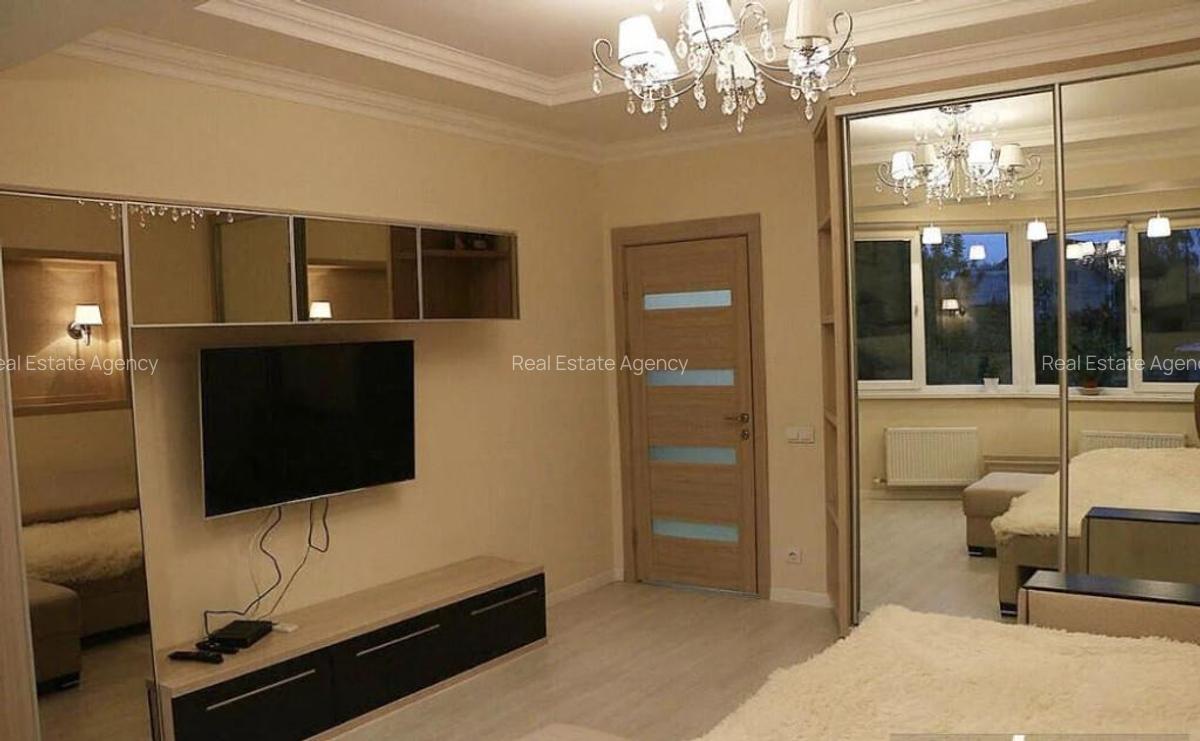 1 camera in zona Balcescu - 2