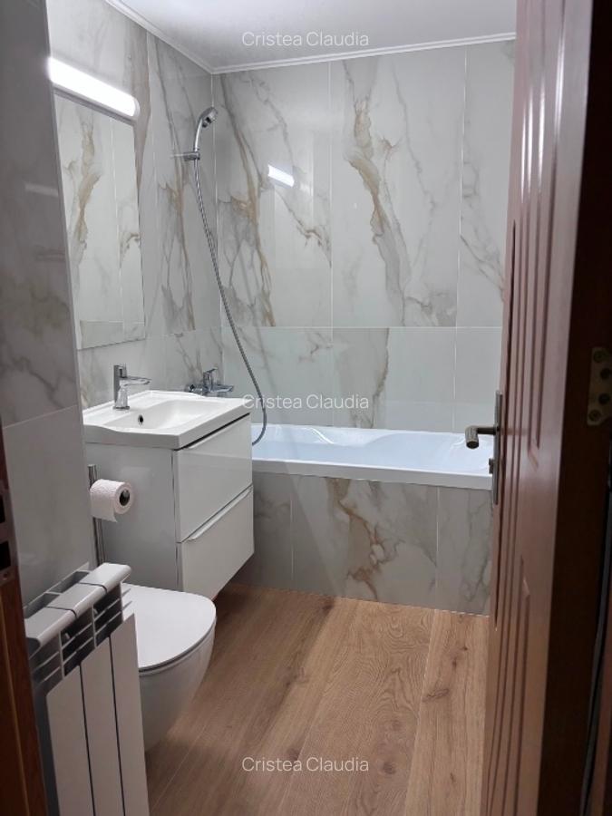 Vând apartament 3 camere Nufarul Oradea - 4