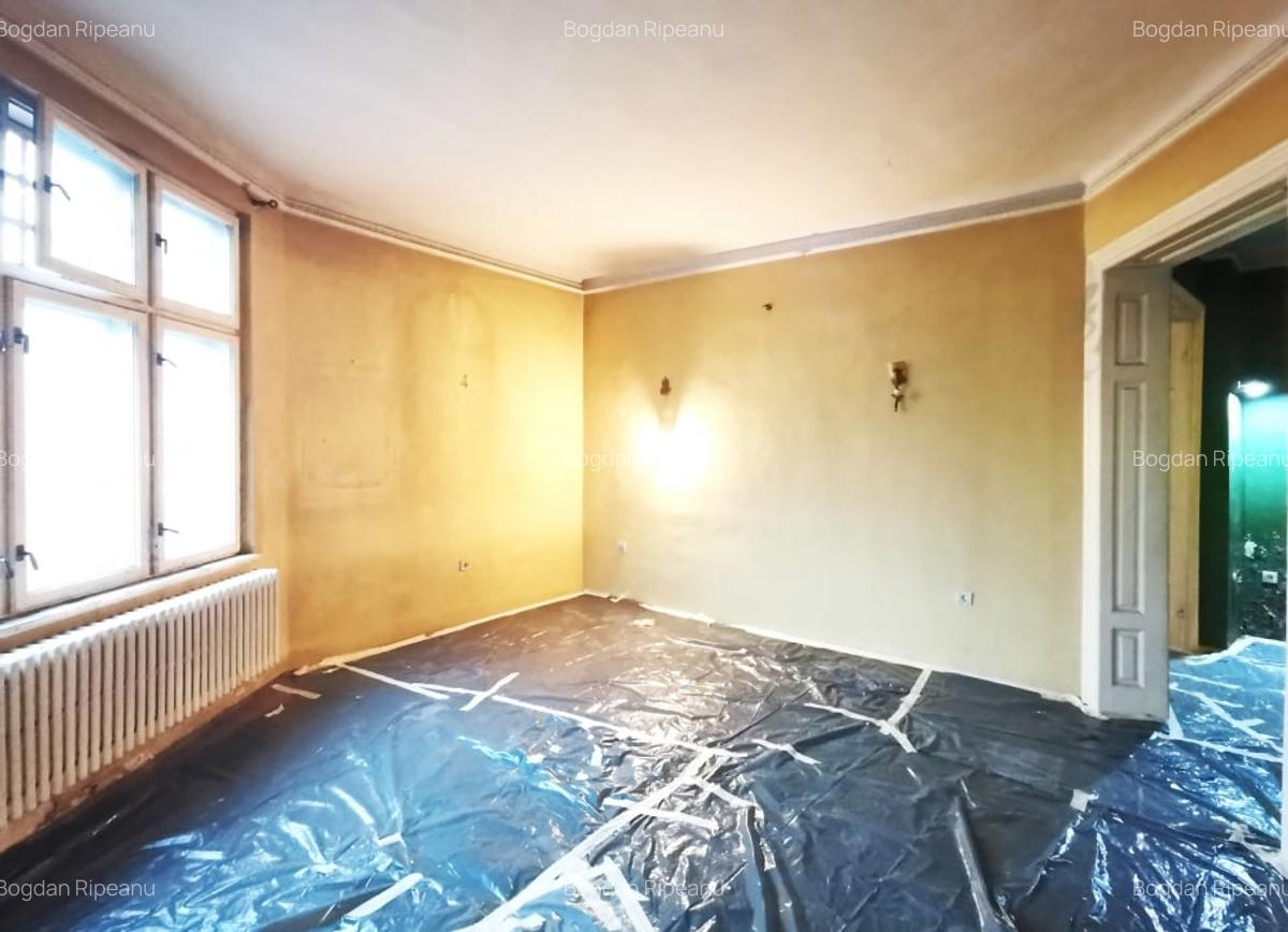 Vila cu 4 apartamente independente | Ideala investitie | Comision 0% - 8