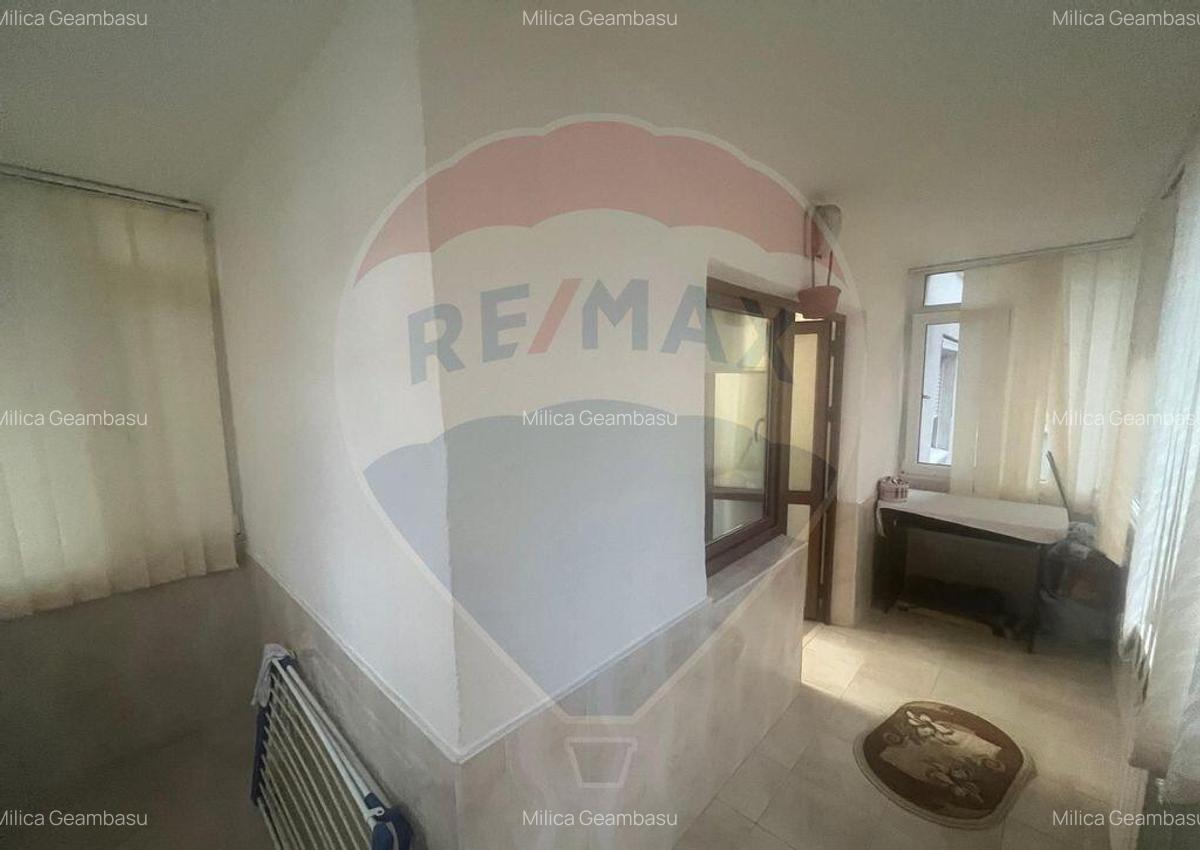 Apartament 3 camere strada Razboieni - 10