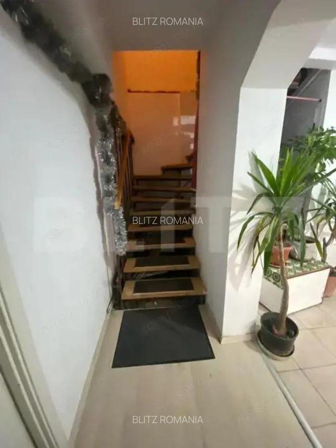 Casa de Vanzare in zona Centrala AfI - 8