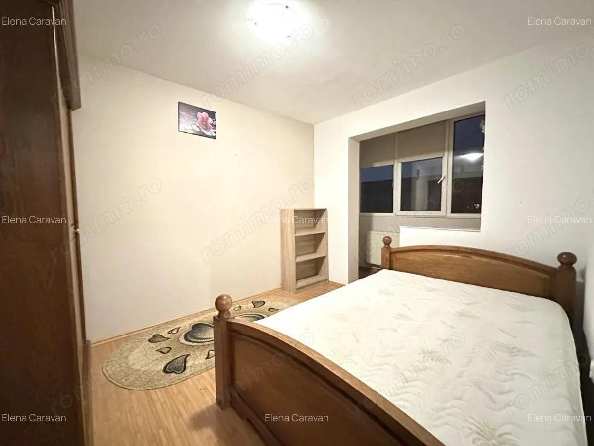 Apartament spatios, 3 camere, etajul 3 - zona Cetatii - 4