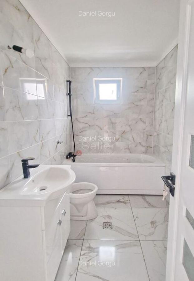 Aproape De Castelul Cantacuzino - 16 Aproape De Castelul Cantacuzino - 16