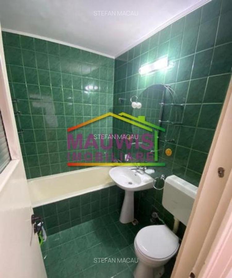 2 min Metrou 2 camere Cf.1 cu balcon mare etaj 5/8 pe mijloc bloc reab - 6