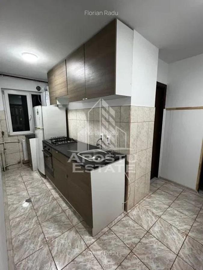 Apartament cu 3 camere semidecomandat, mobilat în Dacia - 4
