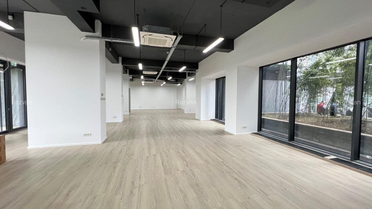 Vand spatiu comercial 270 mp, open space, vitrina mare, Iuliu Maniu - 4