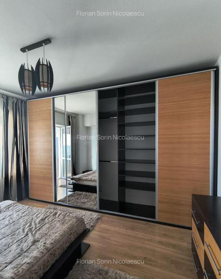 Delta Vacare?ti - Pia?a Sudului - 8 Delta Vacare?ti - Pia?a Sudului - 8