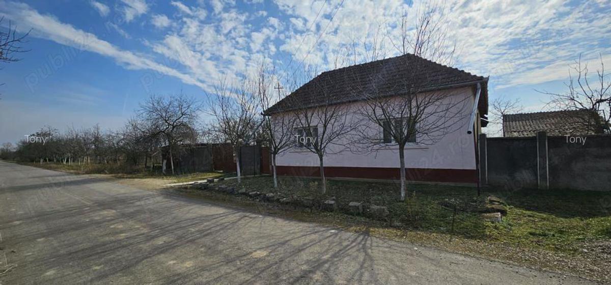 Vand casa si gradina in Satu Nou, Comuna Misca Jud, Arad - 1