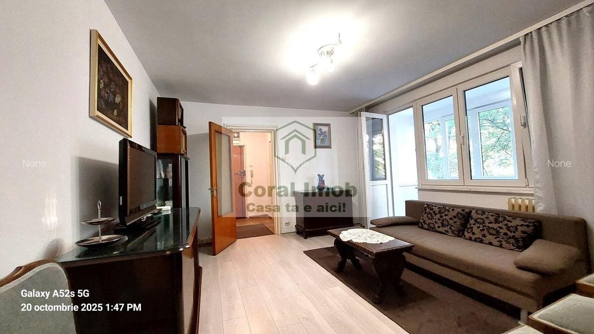 Inchiriere 3 camere, et 1, la 2 minute de metrou Obor - 9