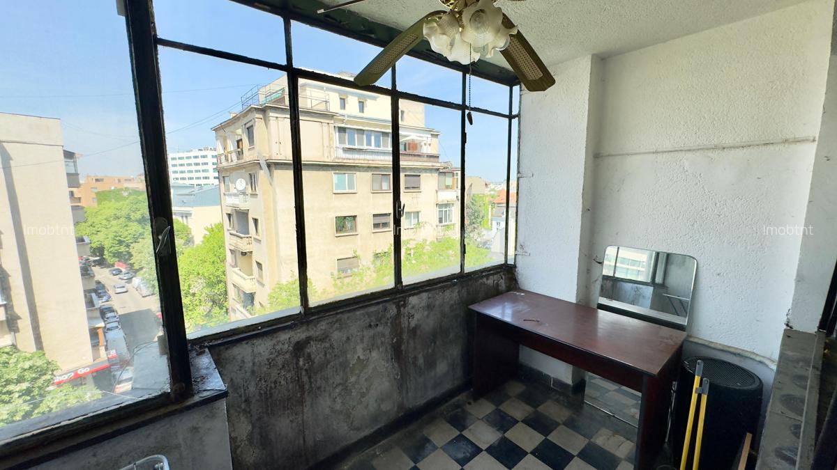 Apartament 4 camere Batistei, strada Vasile Lascar - 33