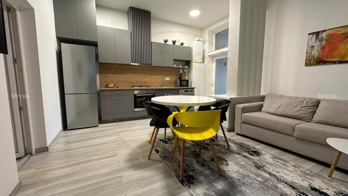 De Inchiriat Apartament  Semicentral - 8